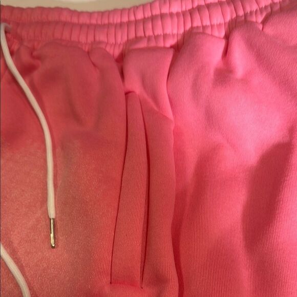 Pink sweat pants with white Logo - Picture 4 of 7